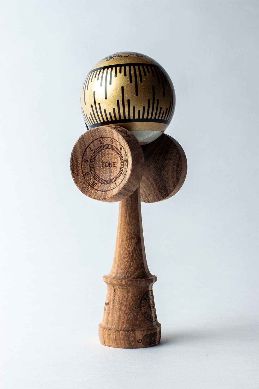 BOOGIE T - GOLD - AMPED - Image 8