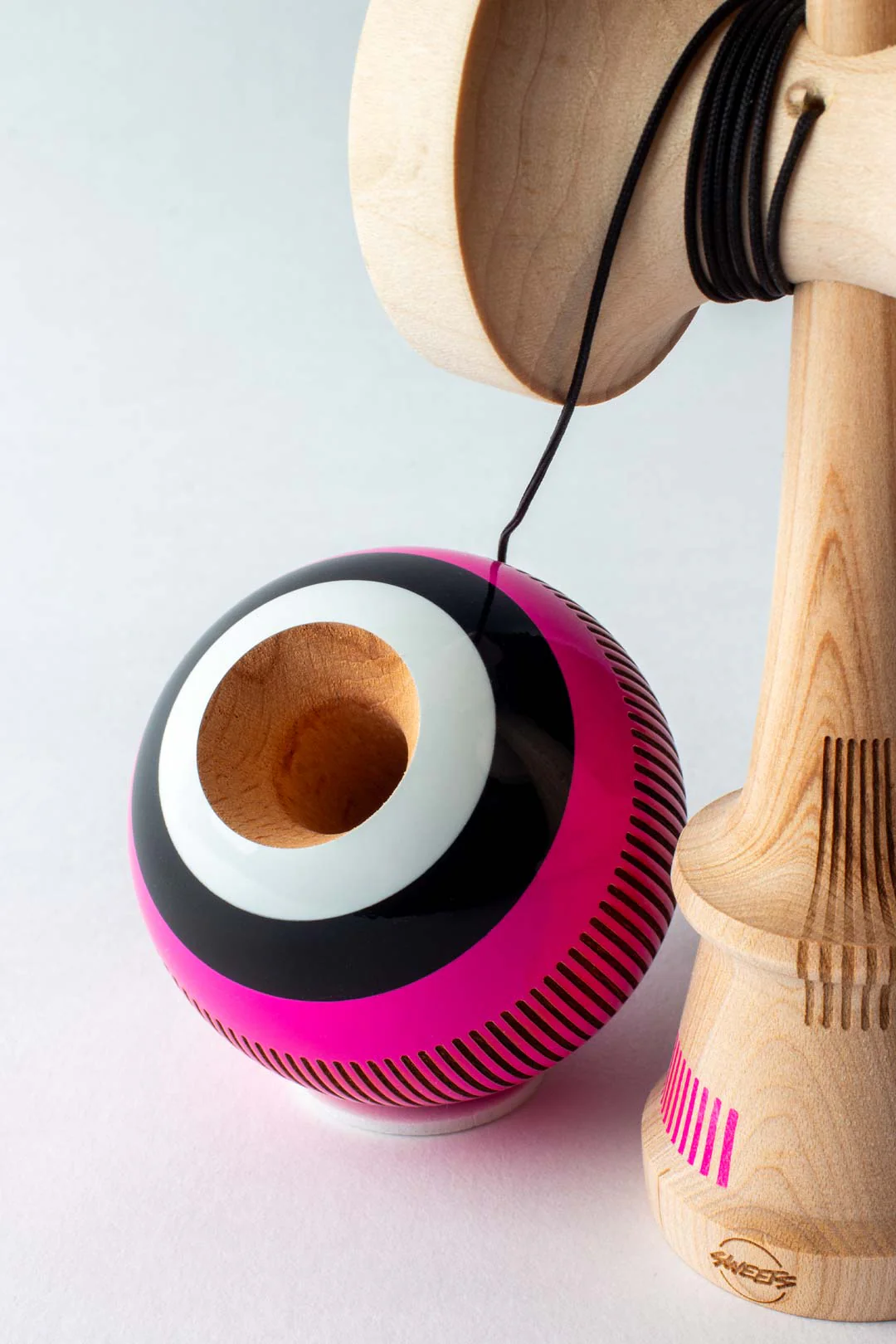 BROKEN BONES - ELECTRIC PINK - ANTI-SKID - GLOBAL 🌐 - Image 11