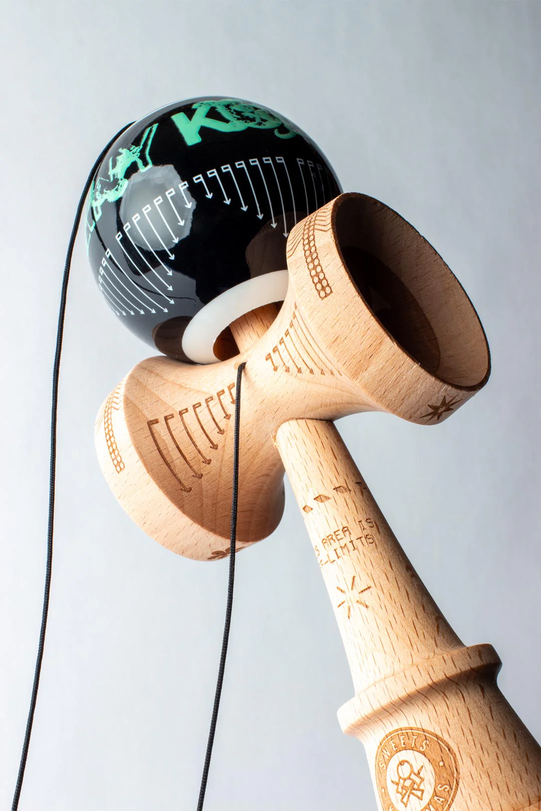 KOMPANY x SWEETS - Signature Kendama - Legend Shape - Image 3