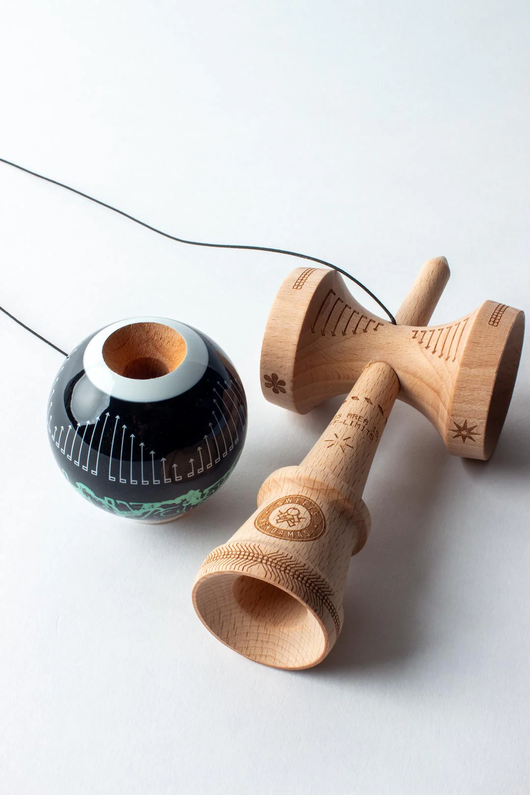 KOMPANY x SWEETS - Signature Kendama - Legend Shape - Image 6