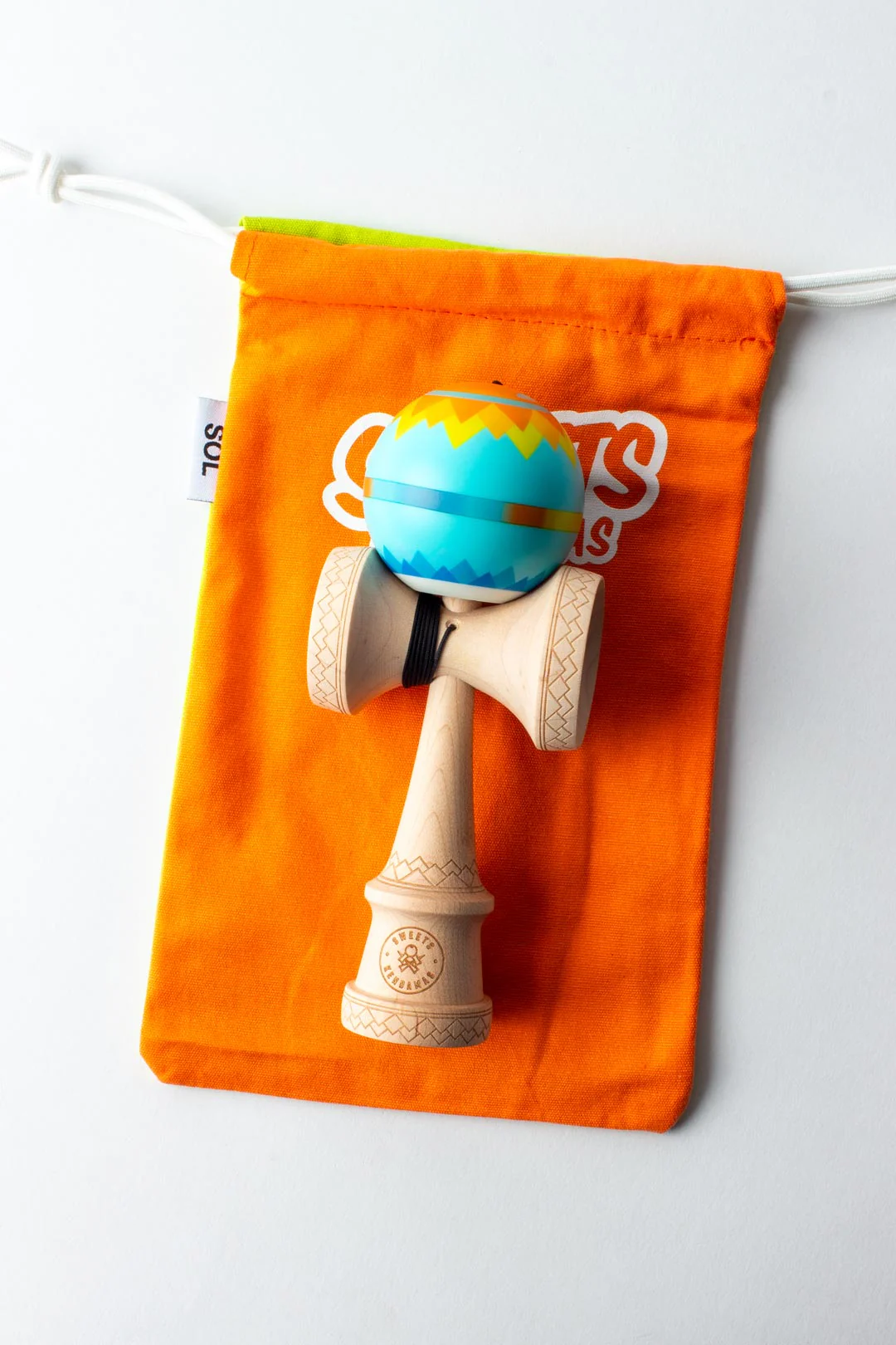 SWEETS X SOL COLLAB - 2UP - CUSHION CLEAR - Image 8