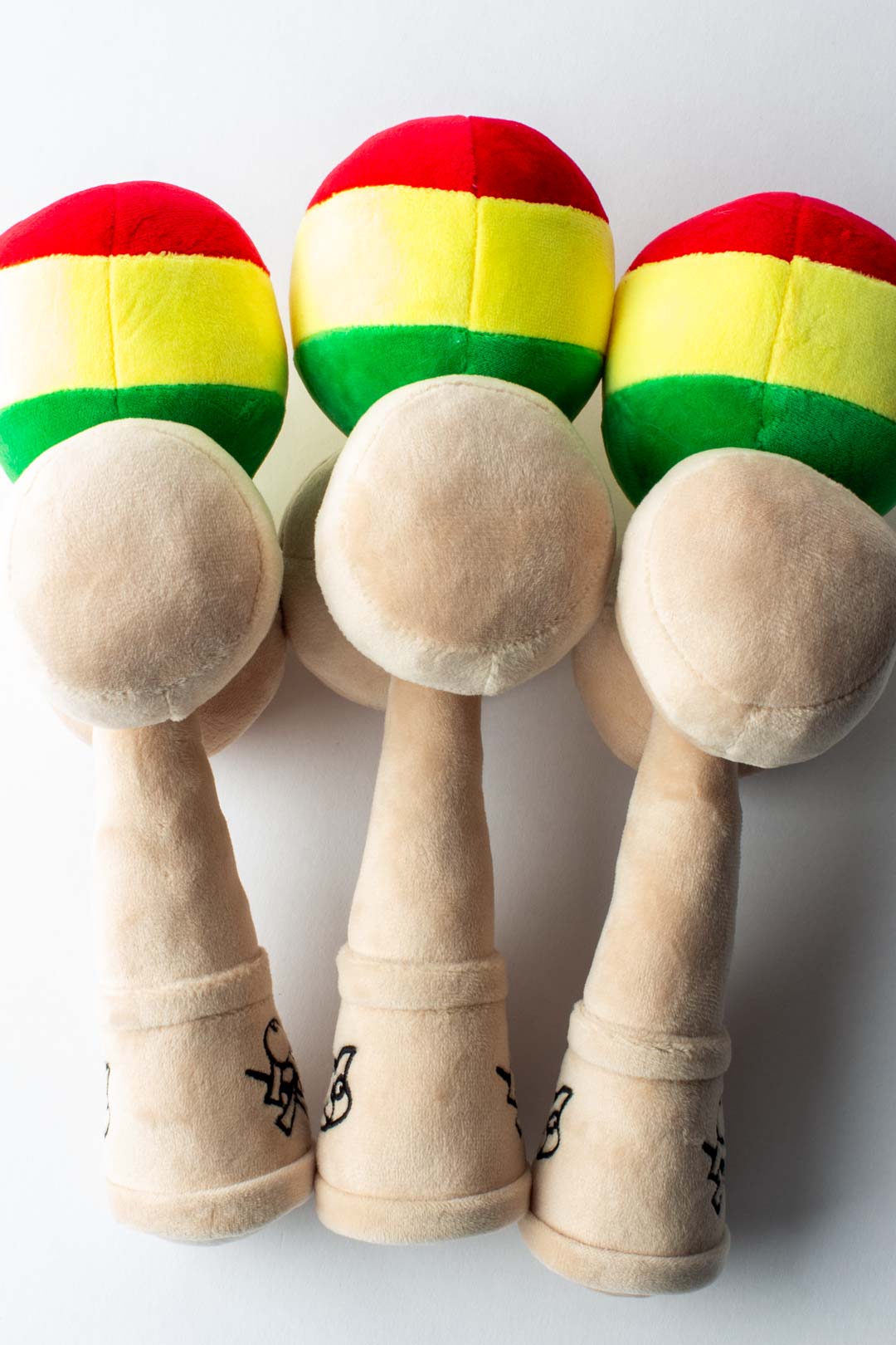 SWEETS x DWI - KENDAMA PLUSHIE - OG RASTA - Image 3