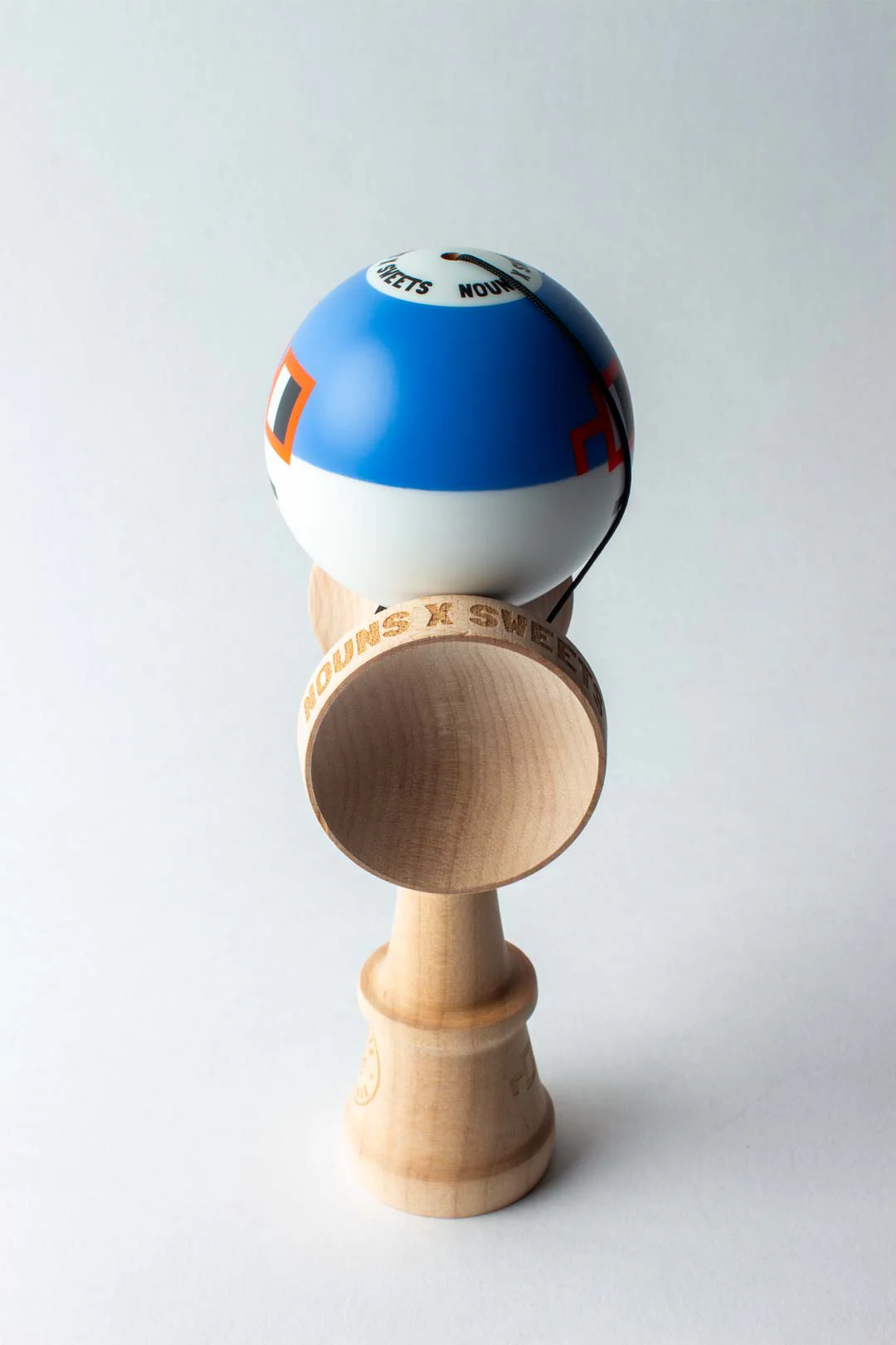 SWEETS x NOUNS - LEGEND SHAPE - BLUE - Image 5