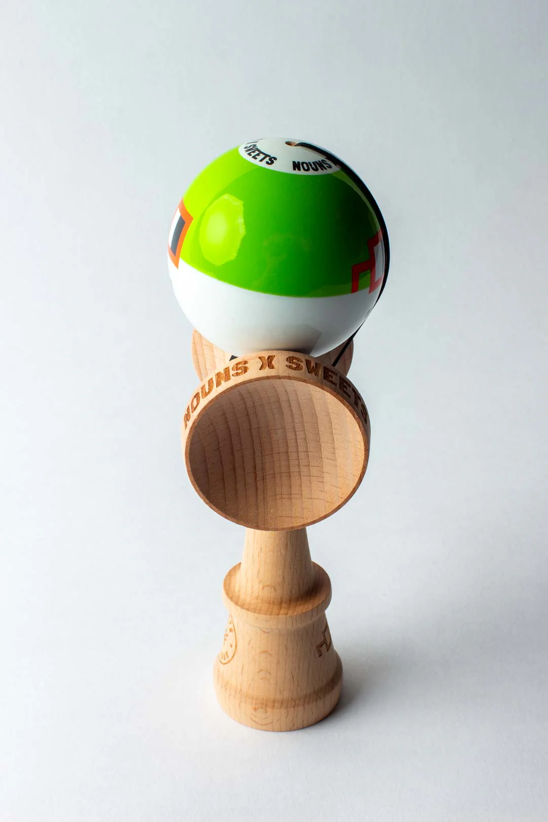 SWEETS x NOUNS - LEGEND SHAPE - GREEN - Image 5
